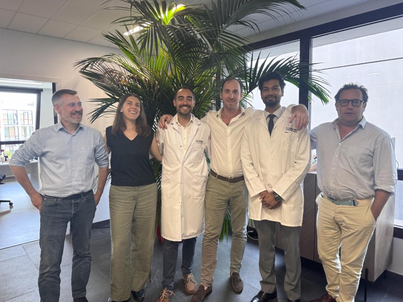 Dr. Nighot with the arthroplasty team in Bordeaux, France